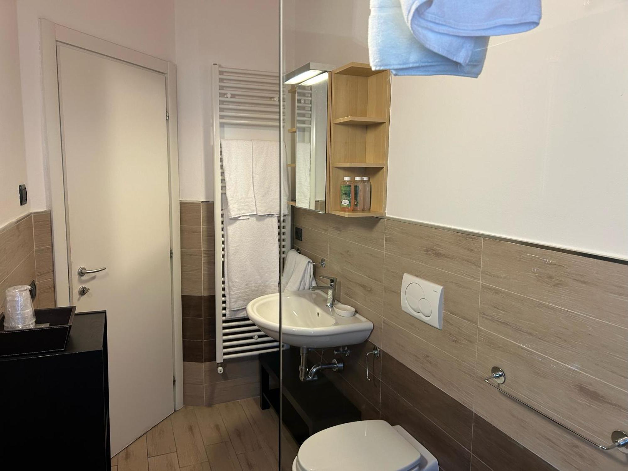 Menaggio Down Town Apartman Kültér fotó