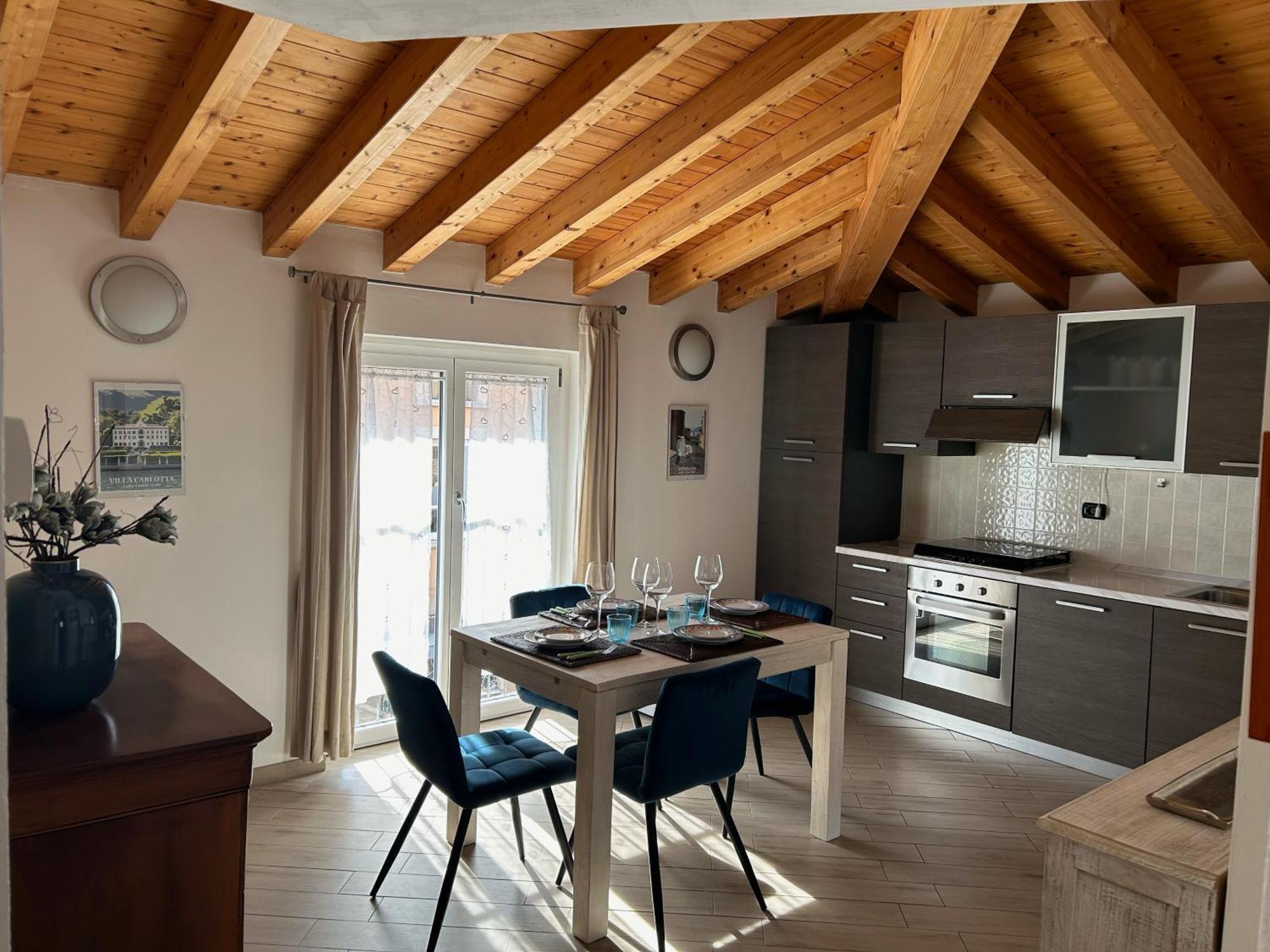 Menaggio Down Town Apartman Kültér fotó